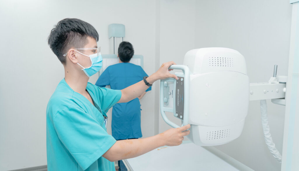 Hệ thống máy X-quang cao tần kỹ thuật số